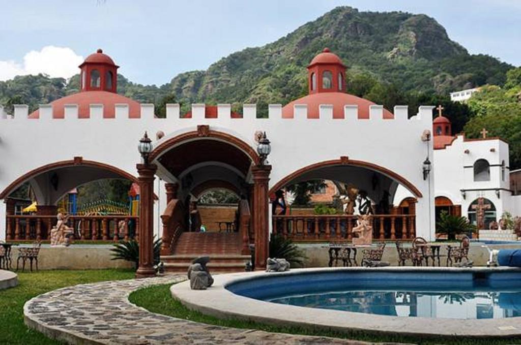 Hotel Leyenda Del Tepozteco Tepoztlan Exterior photo